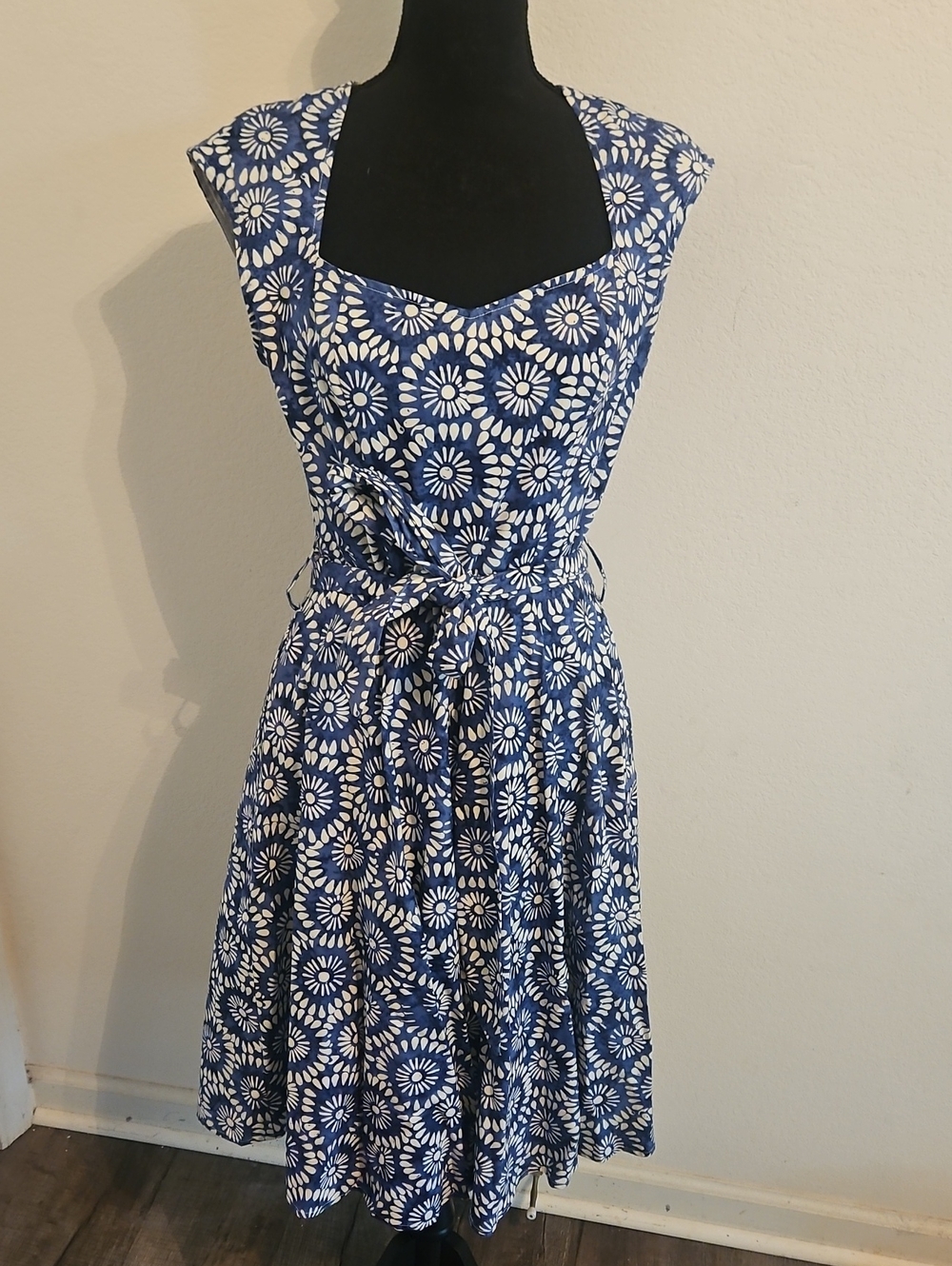 Retrolicious Blue and White Dress